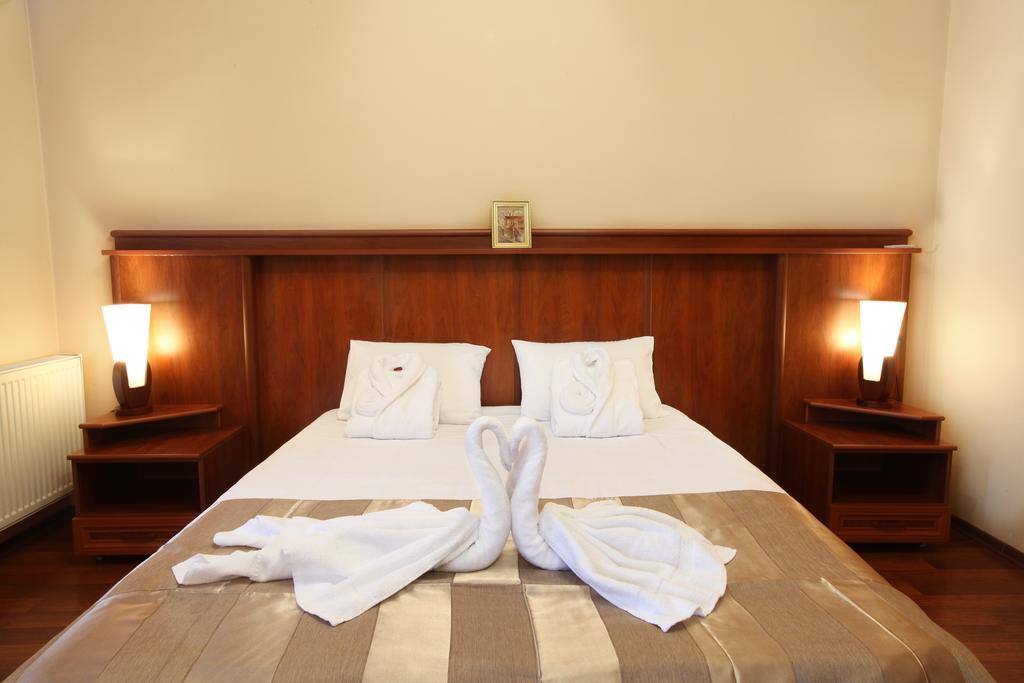 Astoria Hotel Tbilisi Zewnętrze zdjęcie