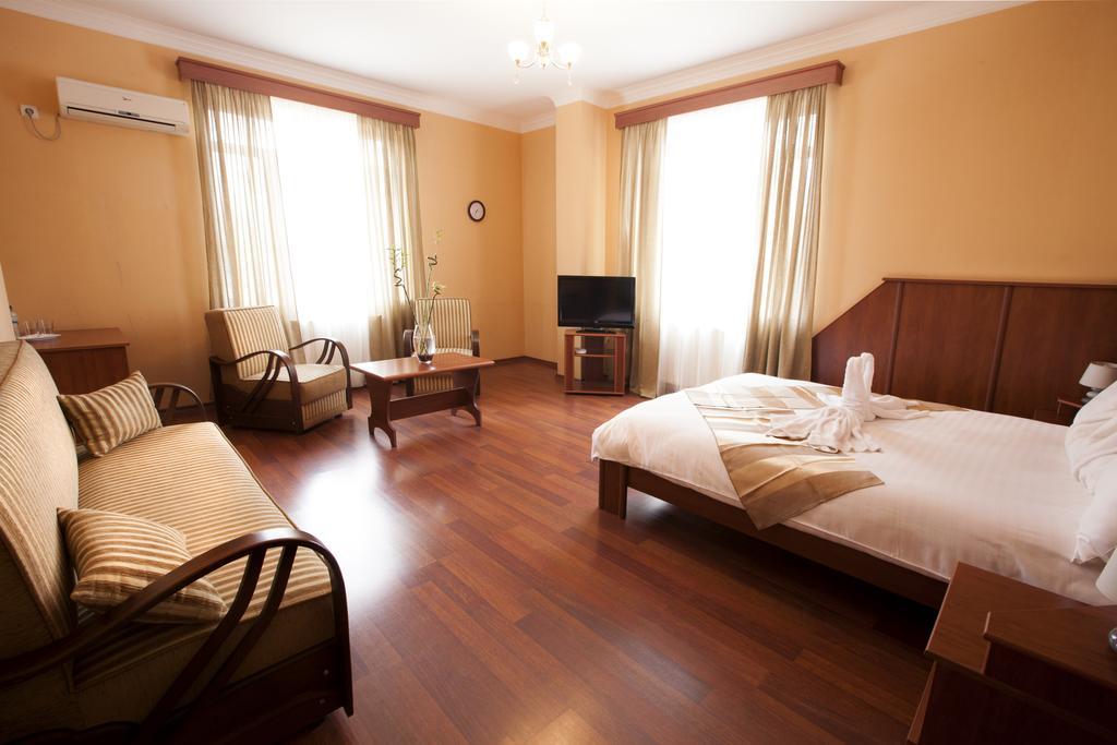 Astoria Hotel Tbilisi Zewnętrze zdjęcie